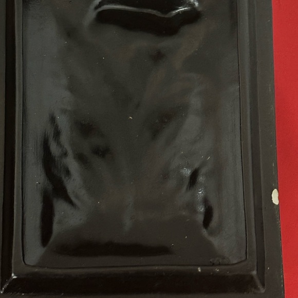 Italian Vintage Ceramic Box. It is black with gold accents and scrolled top. - Picture 10 of 11